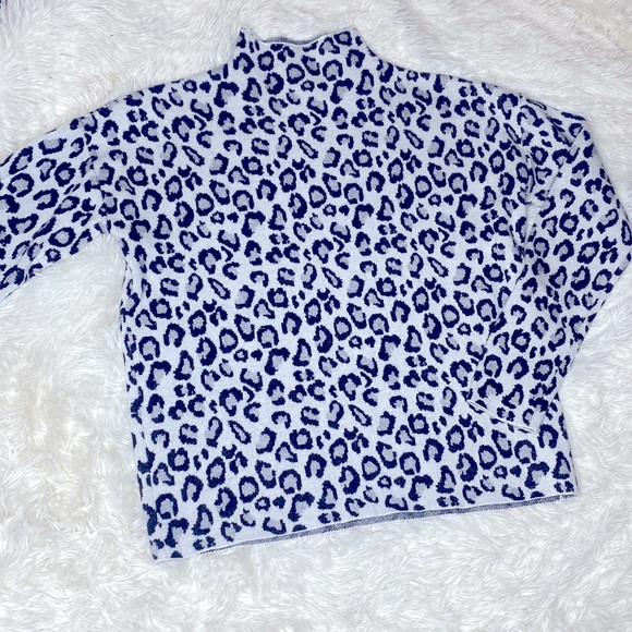 Cynthia Rowley Sweaters - Cynthia Rowley Black Silver Snow Leopard Pullover Turtleneck Sweater Size Small